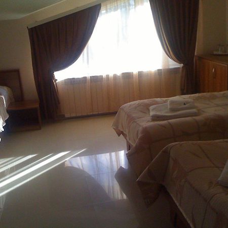 Family Hotel Yola Chepelare Extérieur photo