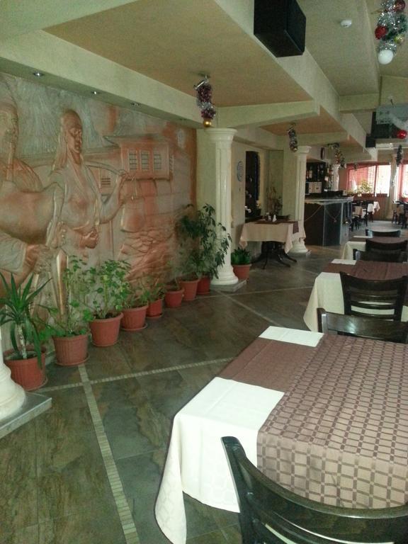 Family Hotel Yola Chepelare Extérieur photo